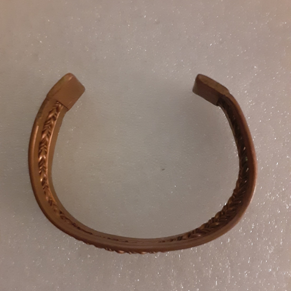 Copper Cuff Bracelet Heavy Vintage Copper Bracelet - Picture 3 of 3